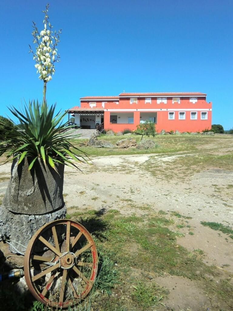 Agriturismo Pentuma Chiaramonti Eksteriør bilde