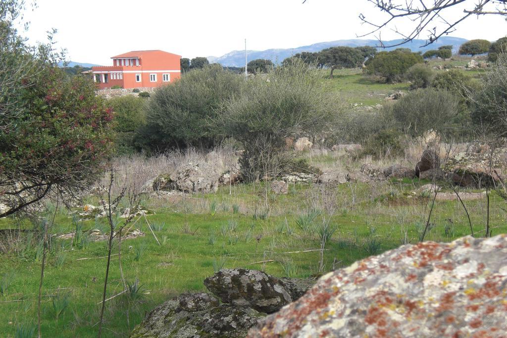 Agriturismo Pentuma Chiaramonti Eksteriør bilde