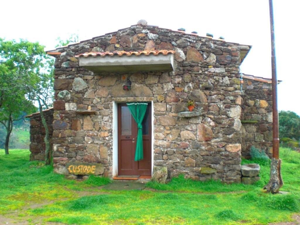 Agriturismo Pentuma Chiaramonti Eksteriør bilde